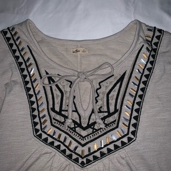 Top - Picture 2 of 2